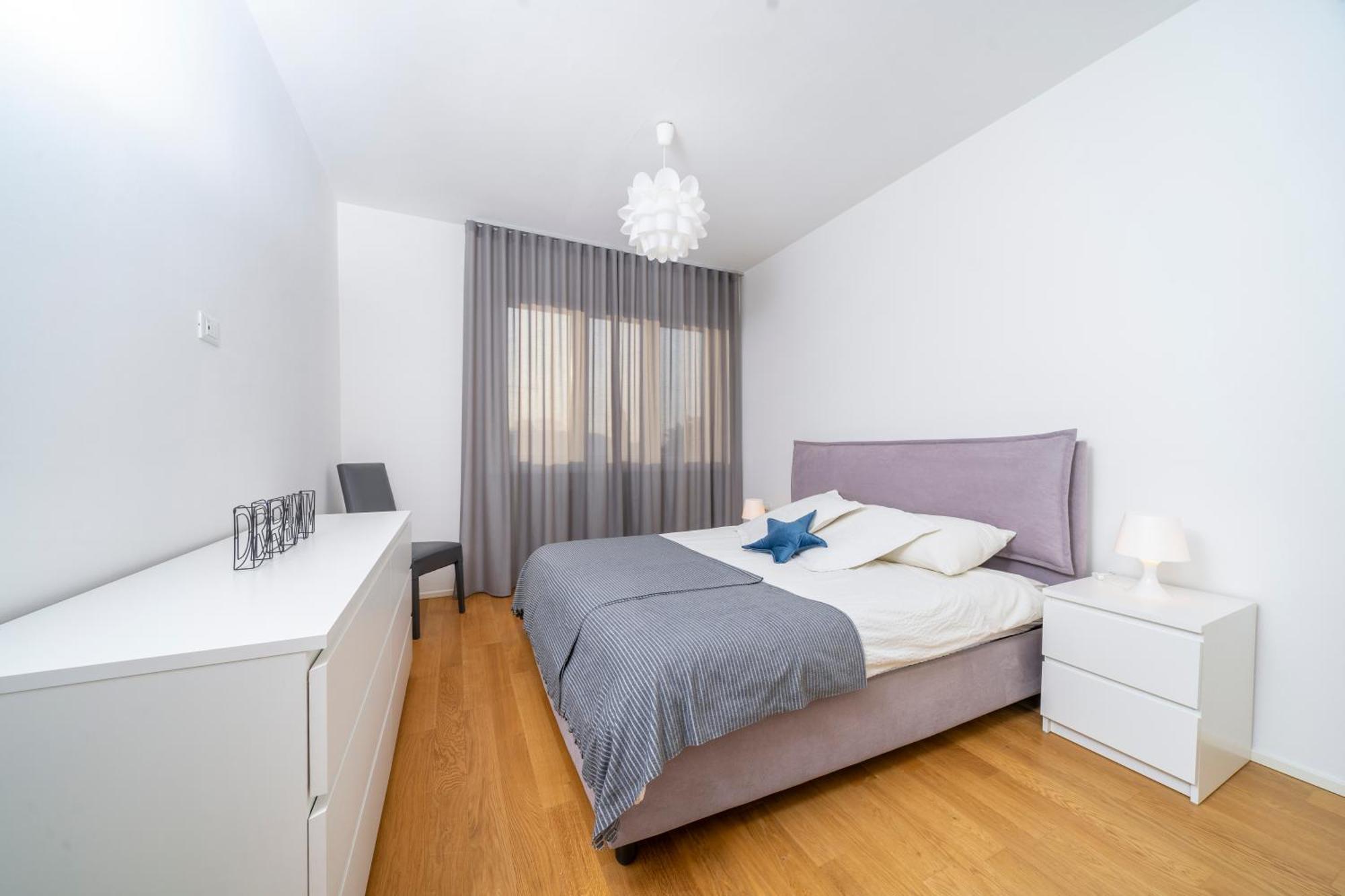 Cozy & Bright Apartment - W/ Balcony Удине Экстерьер фото